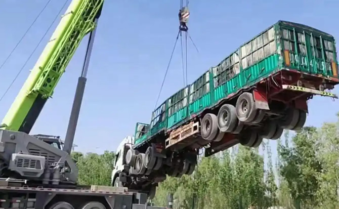 矿区道路脱困救援案例